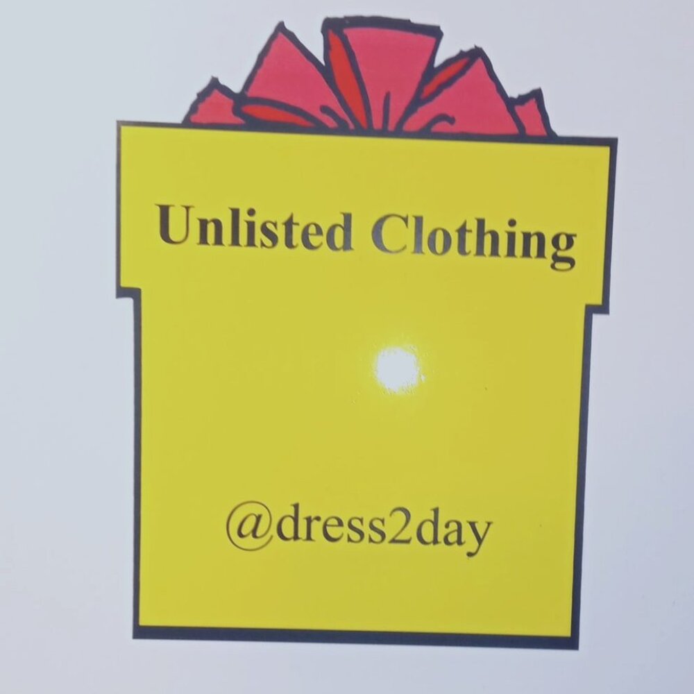 UNLISTED PRE-OWNED CLOTHING - 1X BUNDLE DEAL